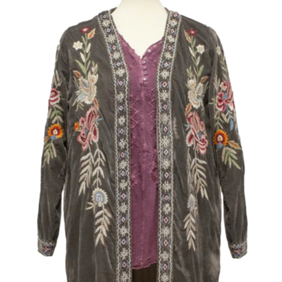 149. NWT WOMENS KYLA SEO S (FIT L) DETAIL JACKET - Picture 2 of 5